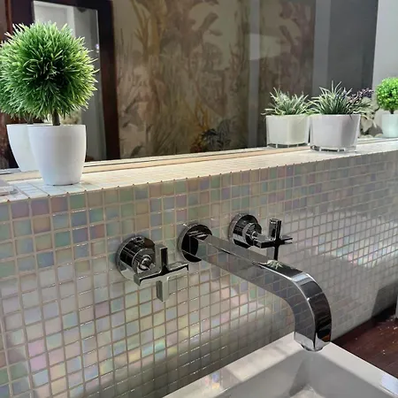 Apartment Luxus 4 3 Schlafzimmer Und Grosser Wohnbereich Mit Balkon