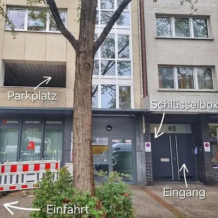 Apartment Luxus 4 3 Schlafzimmer Und Grosser Wohnbereich Mit Balkon Wuppertal