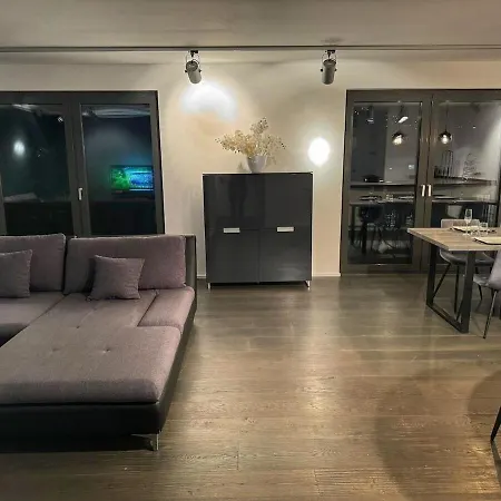 4 Luxus Mit Sauna Und Heimkino شقة